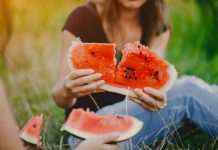 12 alimente sanatoase pe care sa le consumi vara