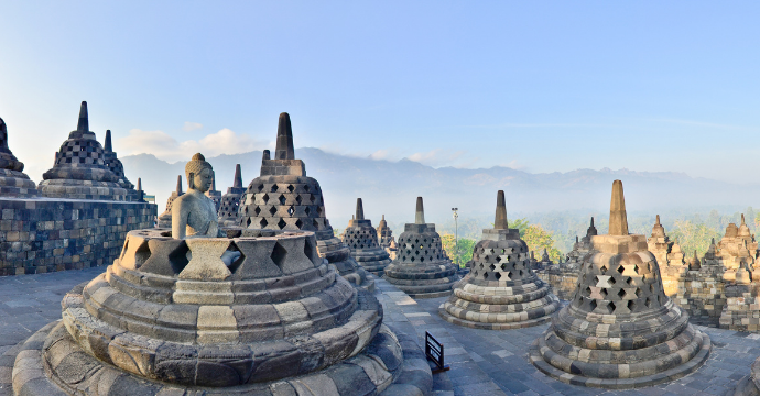 Borobudur: locuri frumoase din Asia